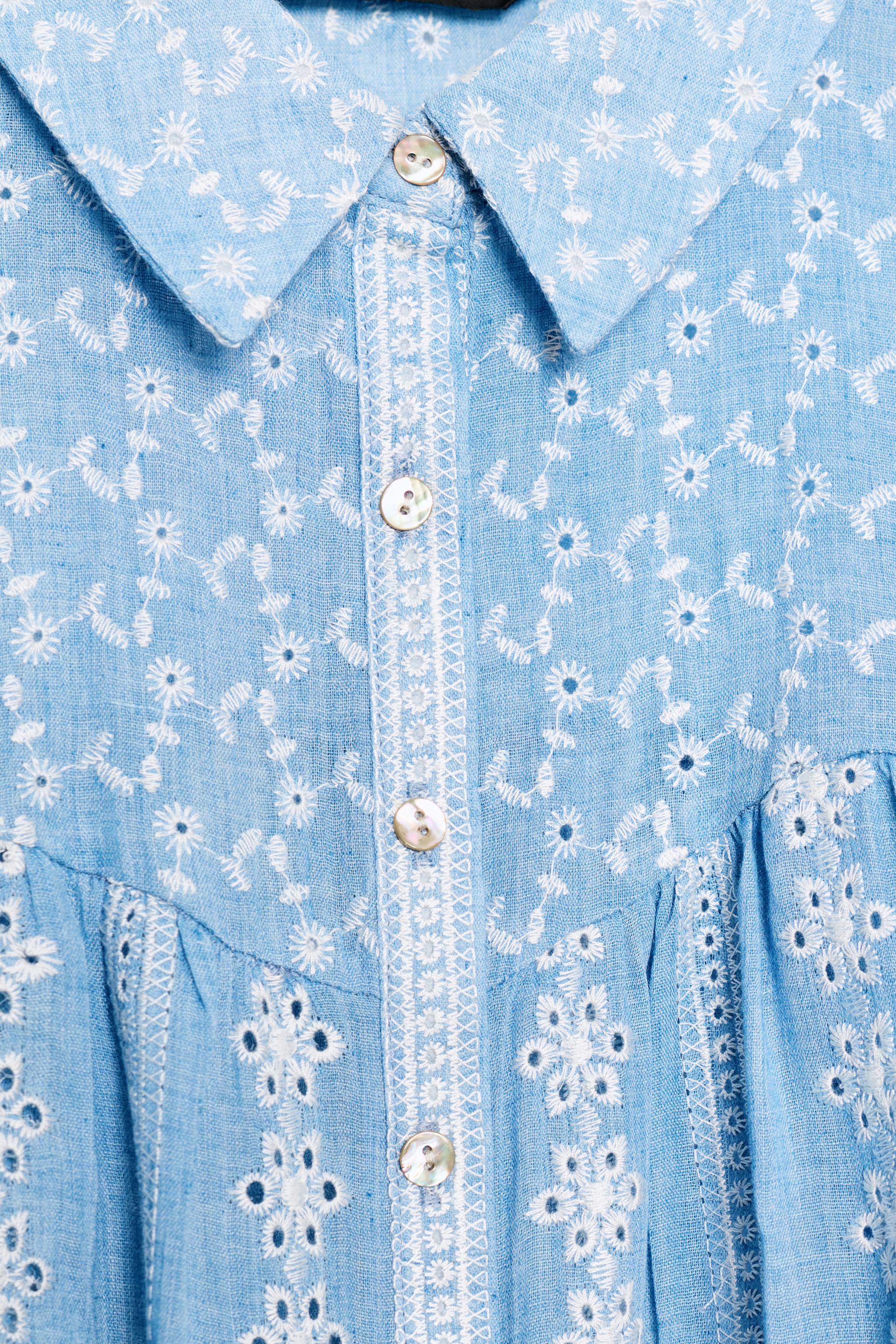 ROMANTIC EMBROIDERED EYELET BLOUSE